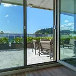 Monthly La Concha Breeze By Sweet San Sebastián