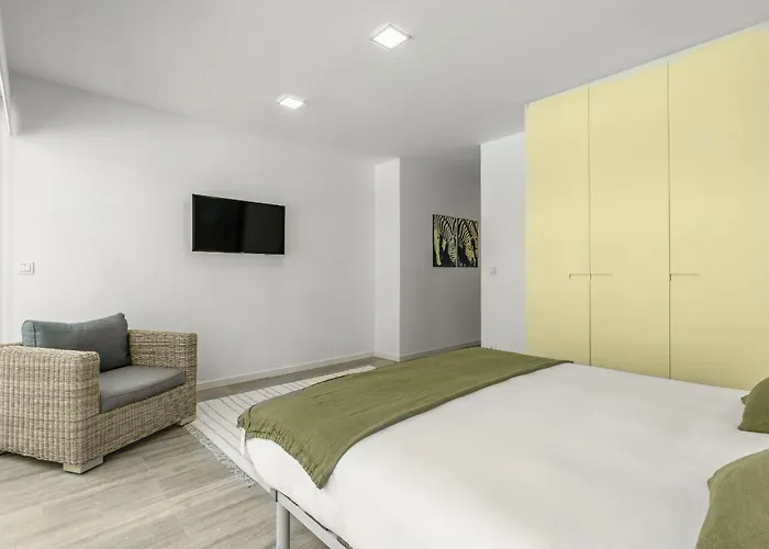 Monthly La Concha Breeze By Sweet