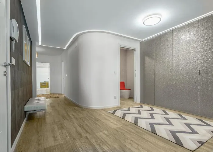 Monthly La Concha Breeze By Sweet