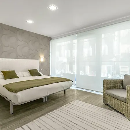 Monthly La Concha Breeze By Sweet شقة سان سيباستيان