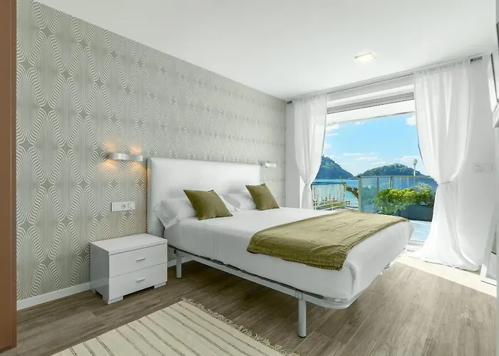 Monthly La Concha Breeze By Sweet